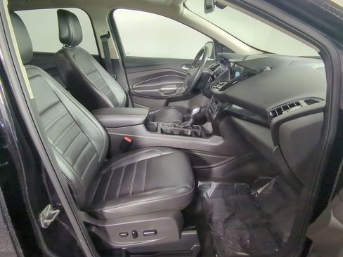 Used 2019 Ford Escape Titanium AWD/4WD image 13