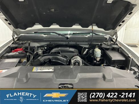 Used 2010 Chevrolet Silverado 1500 LT AWD/4WD image 12