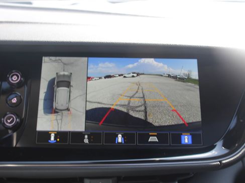 Used 2022 Buick Envision Avenir w/ Technology Package II FWD image 11