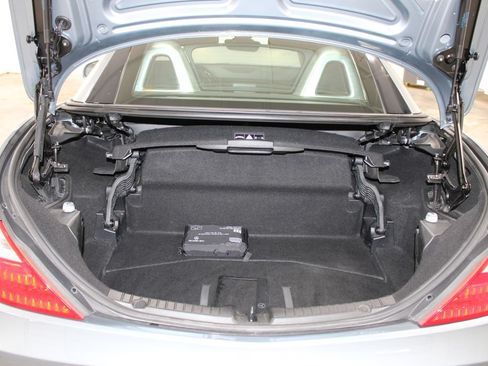 Used 2012 Mercedes-Benz SLK 350 image 25