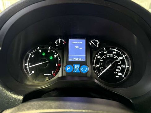 Used 2017 Lexus GX 460 image 15