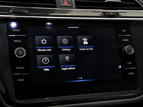 Certified 2024 Volkswagen Tiguan SE R-Line image 19