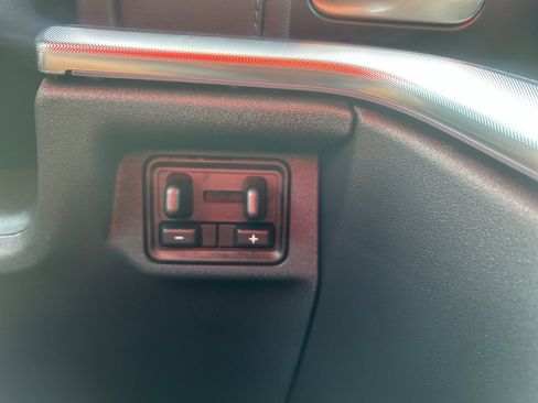 New 2025 Ford Expedition Platinum w/ Driver's Package image 33