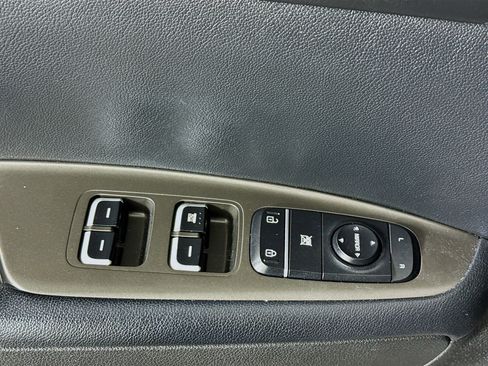 Used 2019 Kia Optima LX image 23