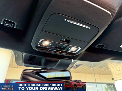 Used 2025 Ford F450 Platinum image 38