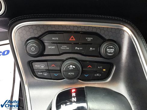 Used 2017 Dodge Challenger GT w/ Driver Convenience Group image 34