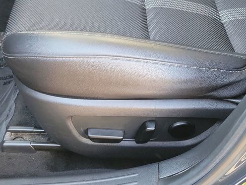 Used 2024 MAZDA CX-50 AWD 2.5 S w/ Preferred Package image 14