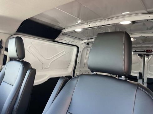 New 2025 Ford Transit 250 Low Roof RWD image 17