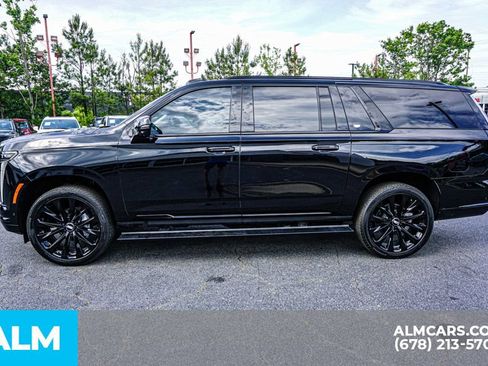 Used 2026 Cadillac Escalade ESV Platinum Sport w/ LPO, ONYX Package AWD/4WD image 7
