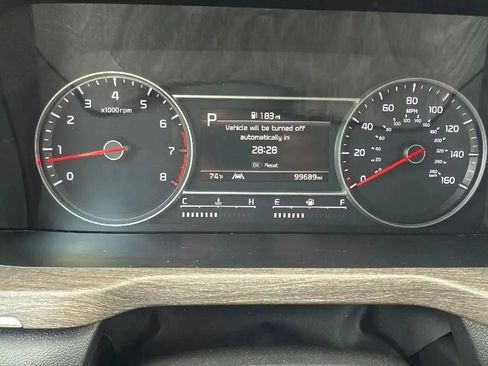 Used 2022 Kia Sorento S w/ Panoramic Sunroof Package image 16