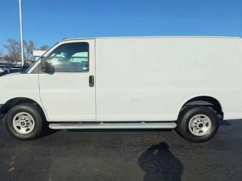 Certified 2023 GMC Savana 2500 Base w/ Driver Convenience Package image 5