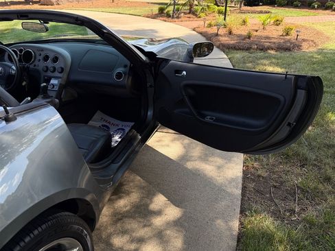 Used 2007 Pontiac Solstice Convertible w/ Premium Package image 41