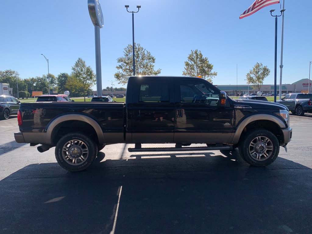 Used 2011 Ford F350 King Ranch w/ King Ranch w/Chrome Pkg AWD/4WD image 2