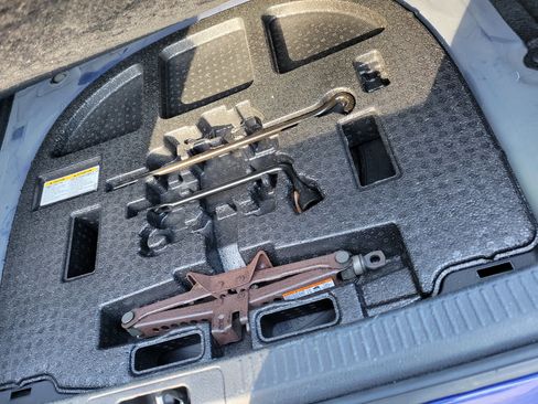 Used 2018 Toyota Camry LE image 8