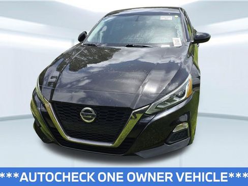 Used 2019 Nissan Altima 2.5 SR FWD image 2