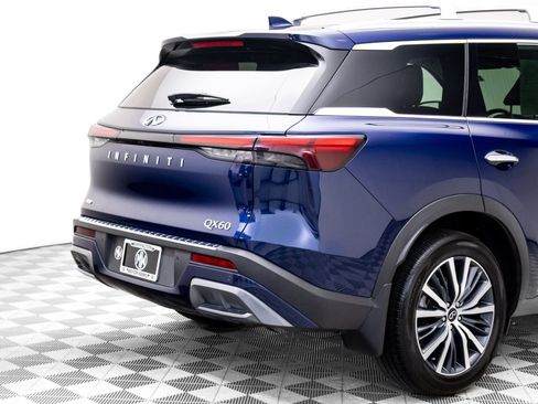 Used 2023 INFINITI QX60 Sensory w/ Vision Package AWD/4WD image 35