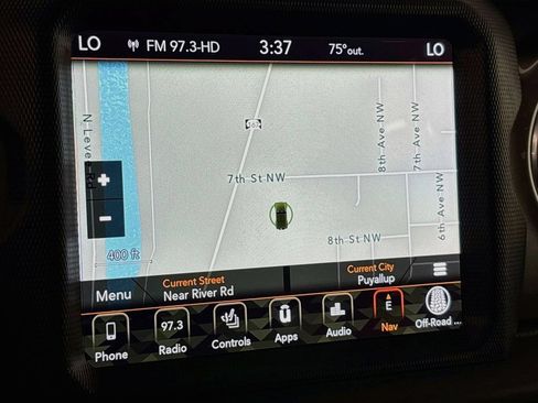 Used 2018 Jeep Wrangler Unlimited Sahara AWD/4WD image 17