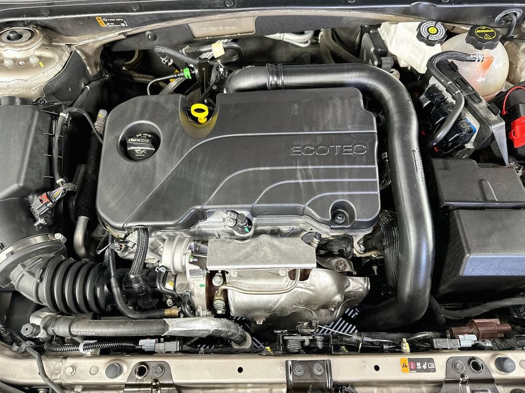 Used 2024 Chevrolet Malibu LT FWD image 37