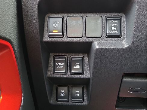 Used 2022 Nissan Frontier PRO-4X AWD/4WD image 19