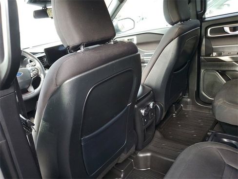 Used 2020 Ford Explorer XLT image 26