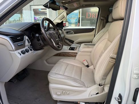 Used 2019 GMC Yukon XL Denali w/ Denali Ultimate Package image 8