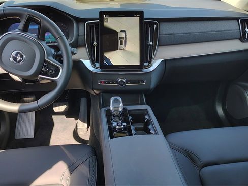 New 2026 Volvo XC90 B6 Plus w/ Protection Package image 12