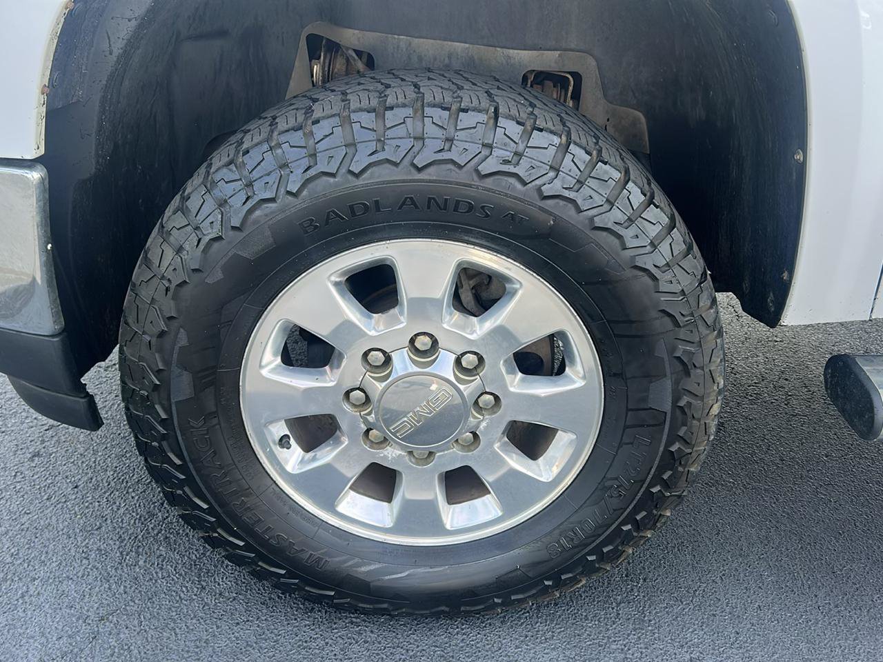 Used 2013 GMC Sierra 2500 SLE w/ Convenience Package AWD/4WD image 9