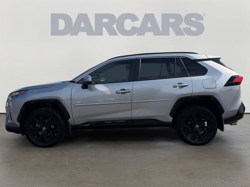 Used 2023 Toyota RAV4 SE AWD/4WD image 3