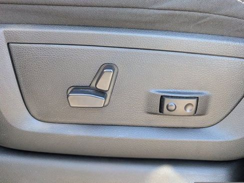 Used 2024 RAM 2500 Big Horn w/ Tech Package image 15