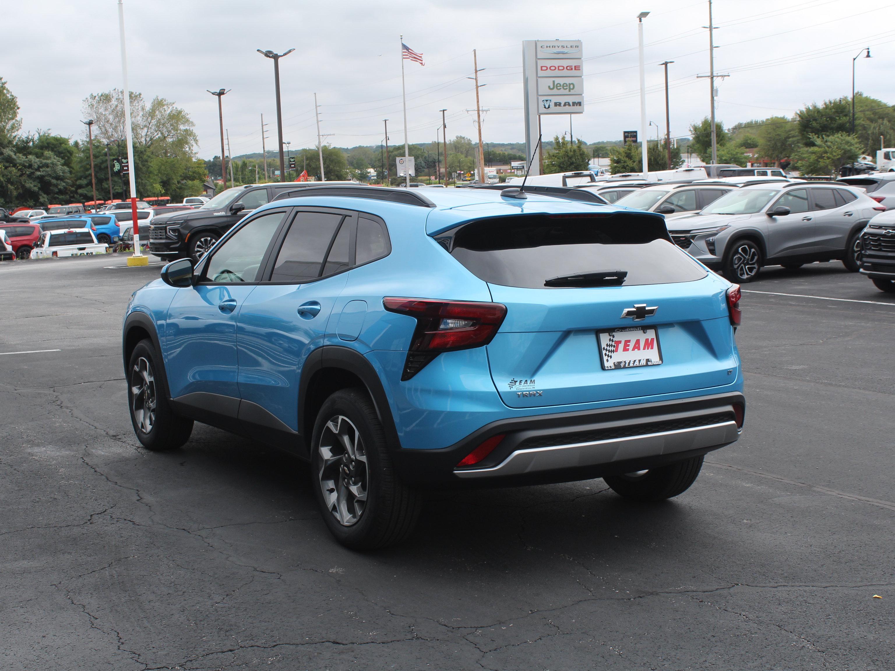 New 2026 Chevrolet Trax LT w/ LT Convenience Package FWD image 21
