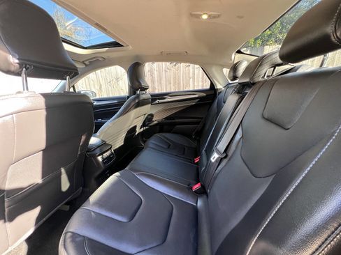 Used 2016 Ford Fusion Energi Titanium w/ Driver Assist Package image 13