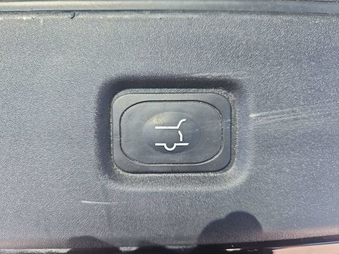 Used 2025 Ford Expedition Platinum AWD/4WD image 31
