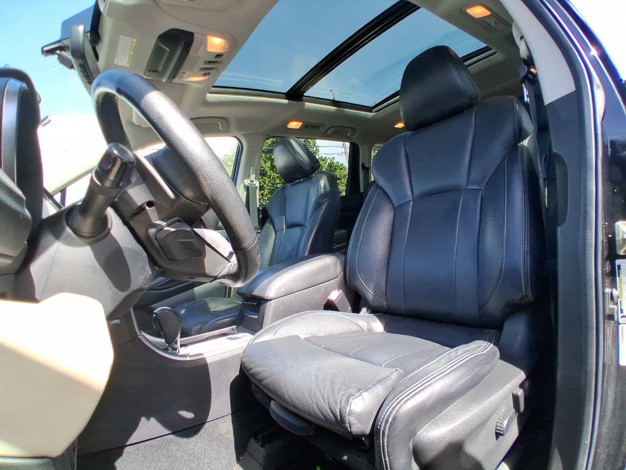 Used 2019 Subaru Ascent Limited AWD/4WD image 12
