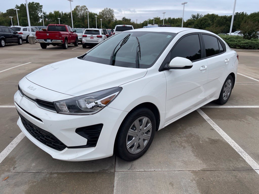 Used 2023 Kia Rio LX FWD image 1
