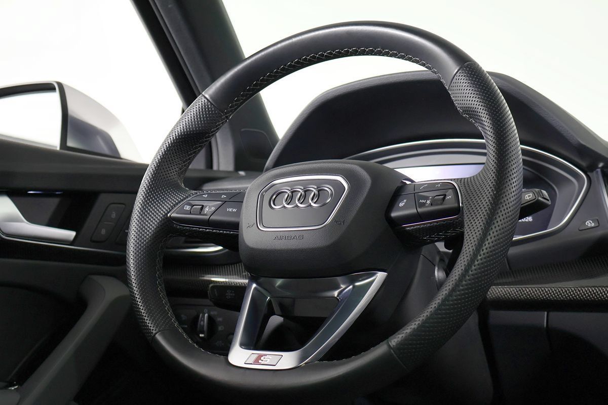 Used 2022 Audi SQ5 Premium Plus w/ Premium Plus Package AWD/4WD image 33