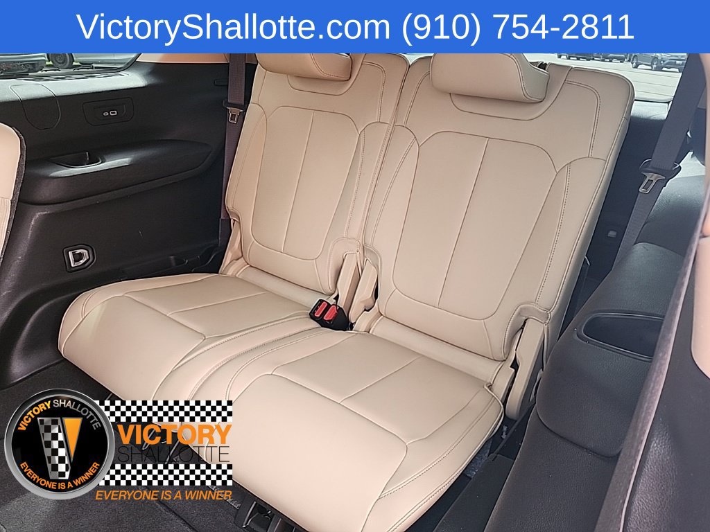 Used 2021 Jeep Grand Cherokee L Limited AWD/4WD image 23