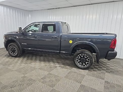 Used 2025 RAM 2500 Limited AWD/4WD image 4