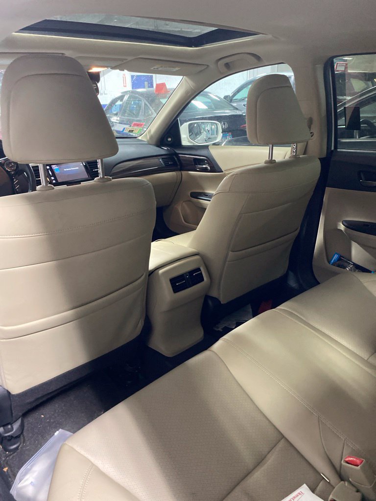 Used 2016 Honda Accord EX-L image 11