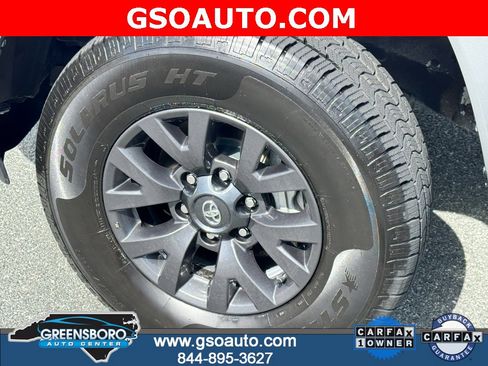 Used 2023 Toyota Tacoma SR5 w/ Technology Package image 33