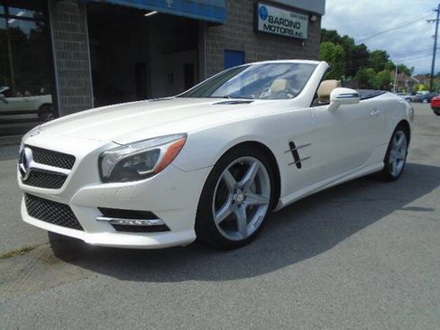 Used 2013 Mercedes-Benz SL 550 image 2