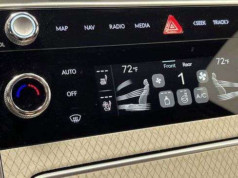 Used 2025 Genesis GV80 3.5T Advanced image 8