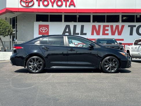 Used 2024 Toyota Corolla SE FWD image 6