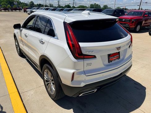 Used 2024 Cadillac XT4 Premium Luxury w/ Active Safety Package AWD/4WD image 7