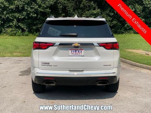 Used 2022 Chevrolet Traverse Premier AWD/4WD image 6
