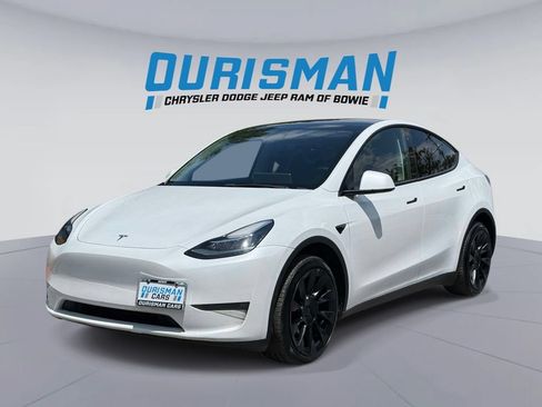 Used 2023 Tesla Model Y Long Range AWD/4WD image 5