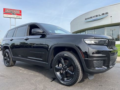 Used 2022 Jeep Grand Cherokee L Laredo image 52