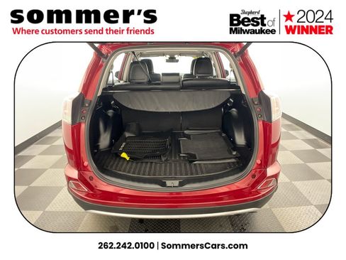 Used 2018 Toyota RAV4 Limited image 21