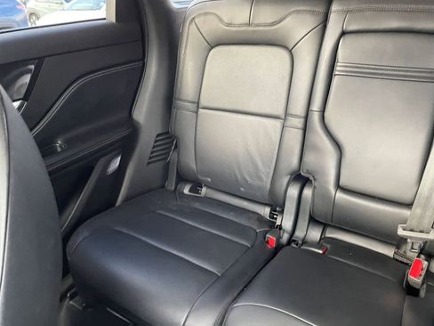 Used 2024 Lincoln Corsair Reserve image 40