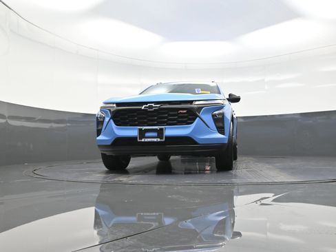 Used 2024 Chevrolet Trax RS w/ Driver Confidence Package image 10