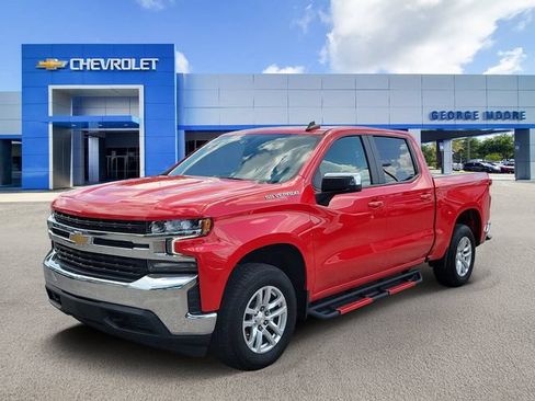Certified 2022 Chevrolet Silverado 1500 LT AWD/4WD image 2